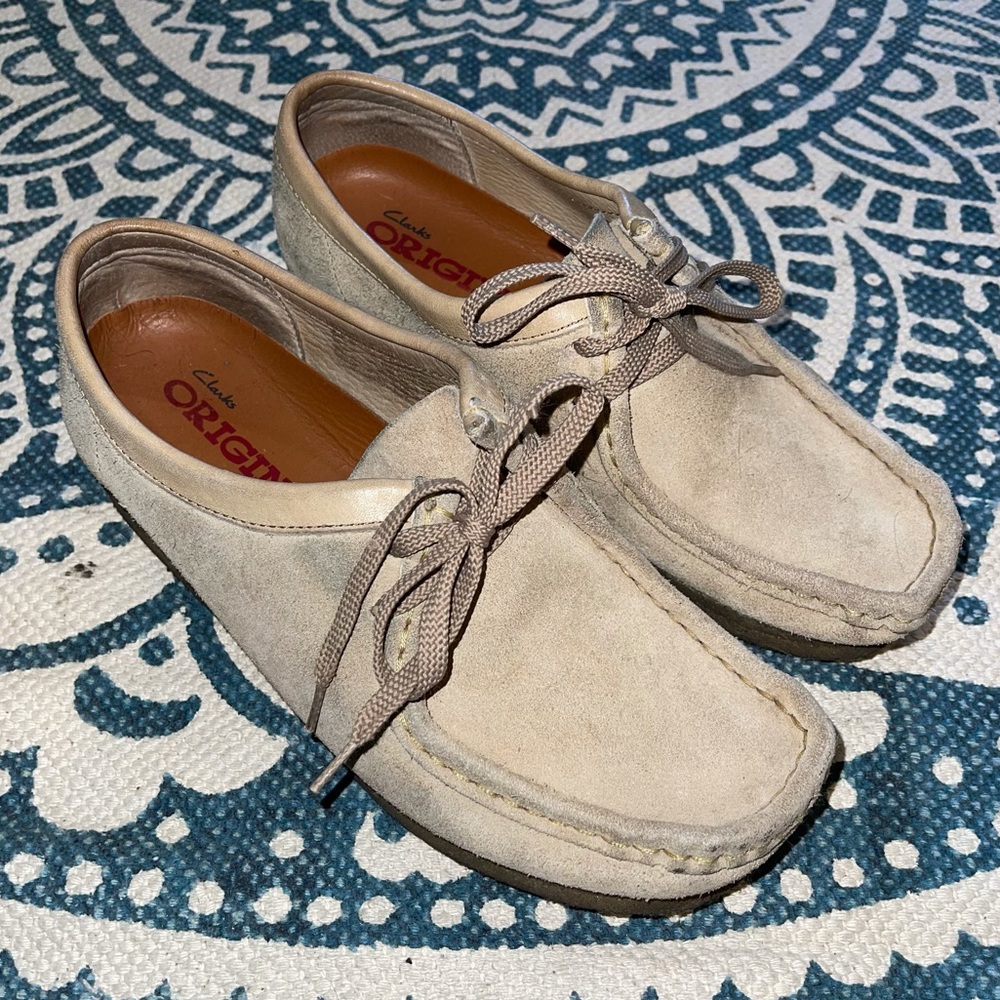 Clarks Women’s Wallabee Boot Size 9